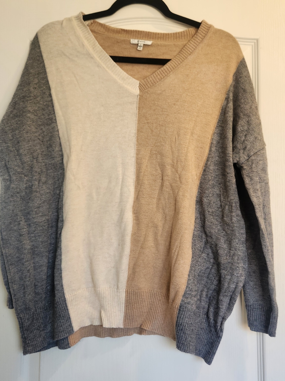 JODIFL Women's Colorblock V-Neck Sweater in Cream, Tan & Gray S Euc